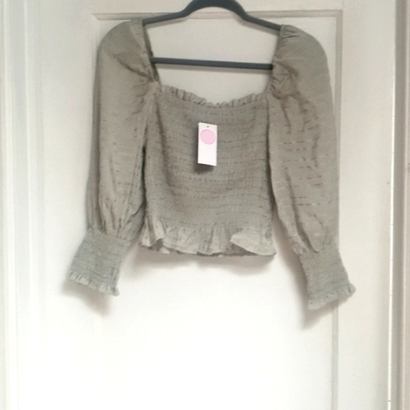 Honey size small sage green w gold threads blouse - Picture 1 of 4